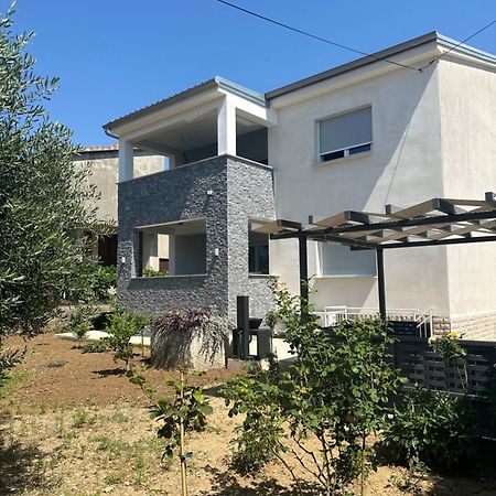 Villa Luka Baska Exteriör bild